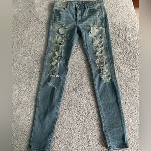 American Eagle Ripped Hi-Rise Jeggings / Size 10 LONG